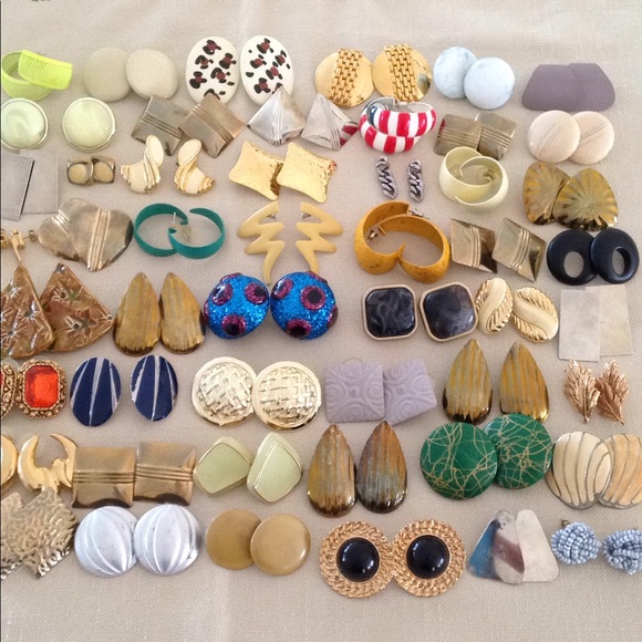 Vintage 50 Pair Pierced Earrings Variety Pack Rare Collection - Picture 2 of 8